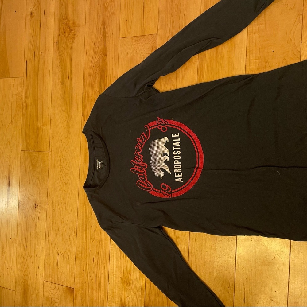 Aeropostale shirt size – men’s small